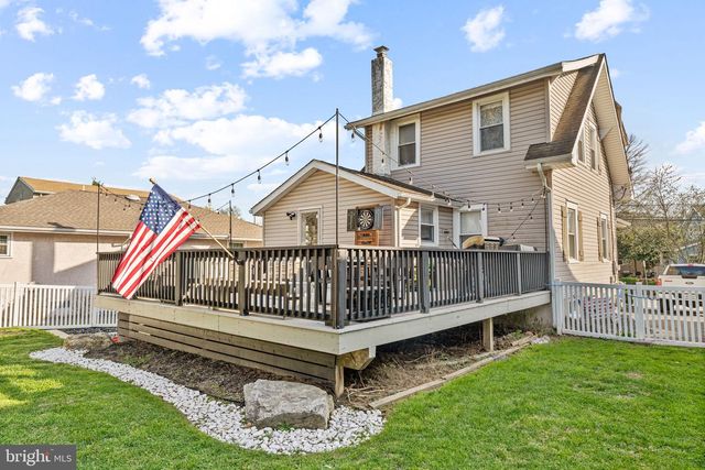 221 E MONTGOMERY AVE, Hatboro, PA 19040