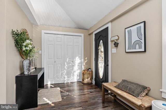 221 E MONTGOMERY AVE, Hatboro, PA 19040