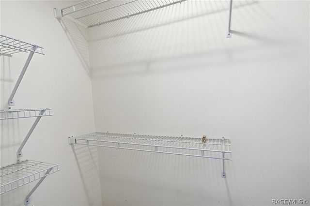 88 W Honey Palm Loop, Beverly Hills, FL 34465