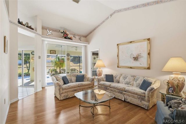 88 W Honey Palm Loop, Beverly Hills, FL 34465