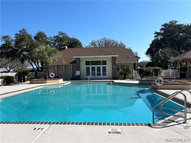 88 W Honey Palm Loop, Beverly Hills, FL 34465