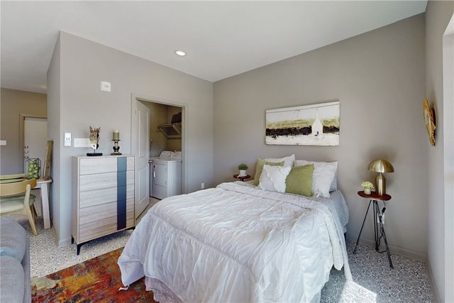 101 West 33rd Street 202, Bryan, TX 77803