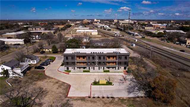 101 West 33rd Street 202, Bryan, TX 77803