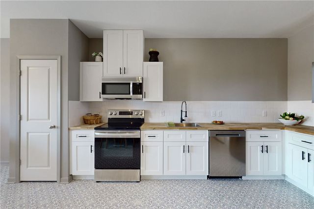 101 West 33rd Street 202, Bryan, TX 77803