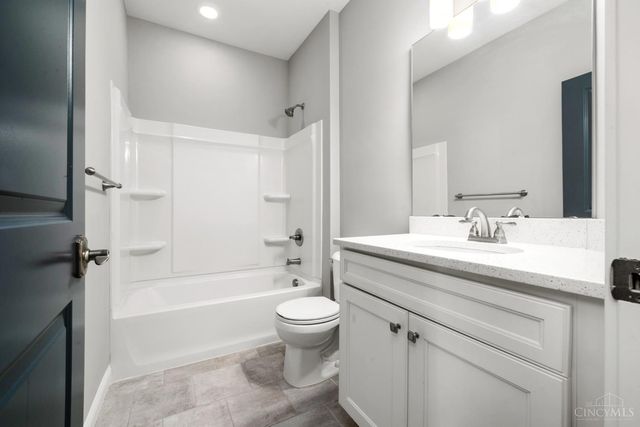 114 Broadway Street, Loveland, OH 45140