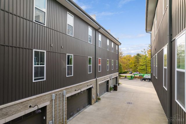 114 Broadway Street, Loveland, OH 45140