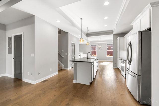 114 Broadway Street, Loveland, OH 45140