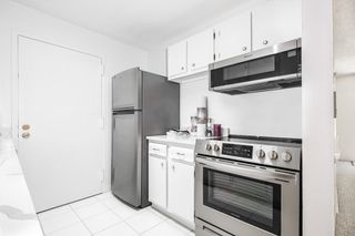 6 Village Green Lane 17, Natick, MA 01760