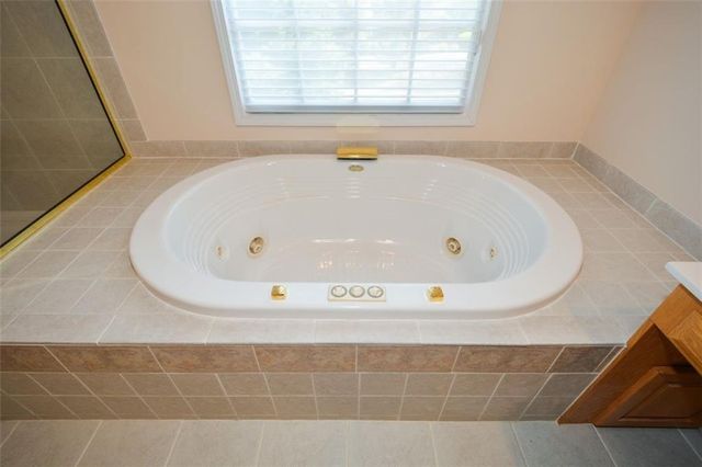 4635 Ivygate Circle SE, Atlanta, GA 30339
