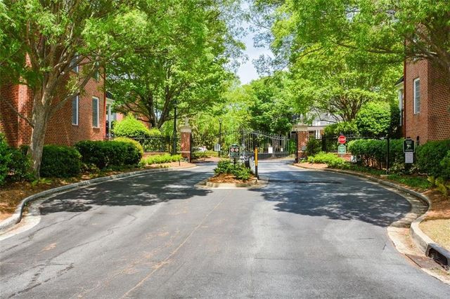 4635 Ivygate Circle SE, Atlanta, GA 30339