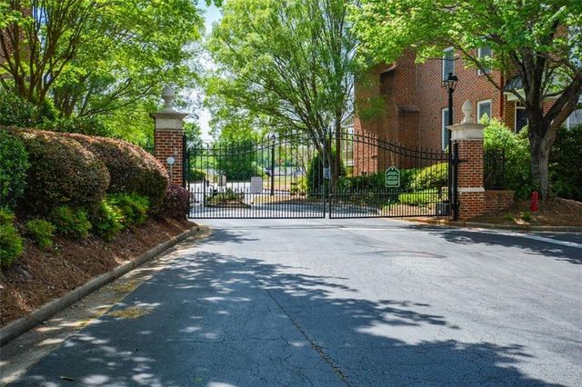 4635 Ivygate Circle SE, Atlanta, GA 30339
