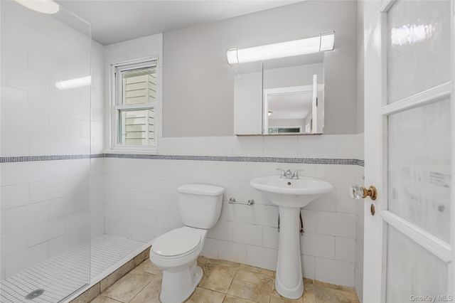 5610 Post Road 2nd Floor, Bronx, NY 10471