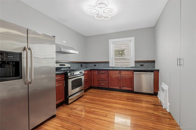 5610 Post Road 2nd Floor, Bronx, NY 10471