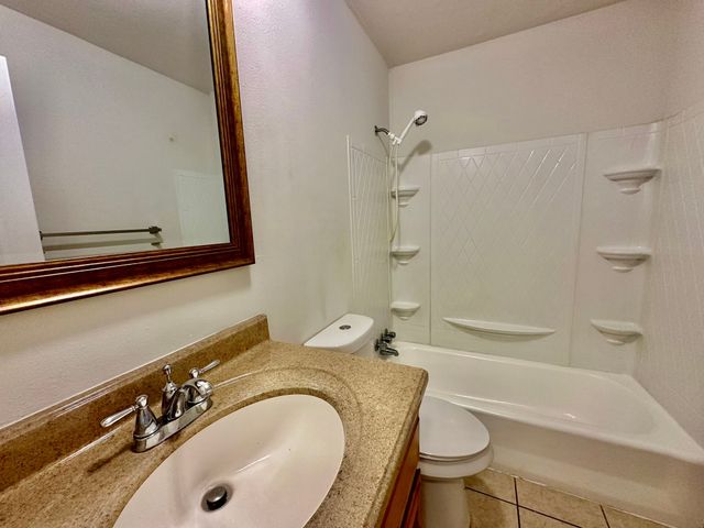 513 N Maple Street, Sherman, TX 75092