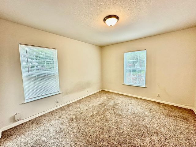 513 N Maple Street, Sherman, TX 75092
