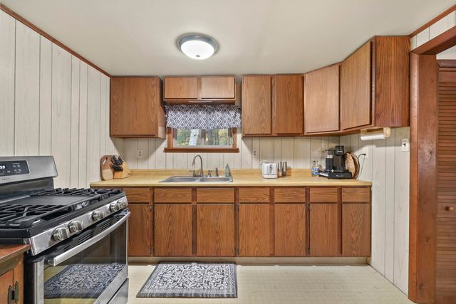 4861 E Higgins Lake Drive, Roscommon, MI 48653