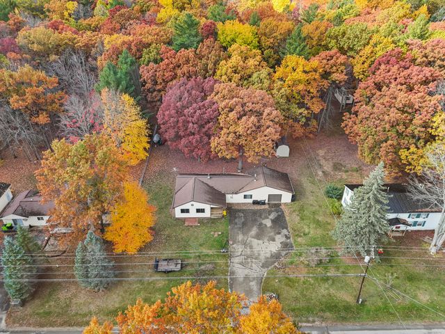 4861 E Higgins Lake Drive, Roscommon, MI 48653