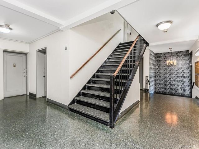 780 Bronx River Road A16, Bronx, NY 10708