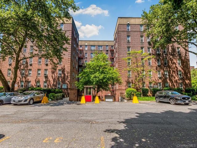 780 Bronx River Road A16, Bronx, NY 10708