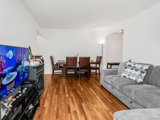 780 Bronx River Road A16, Bronx, NY 10708
