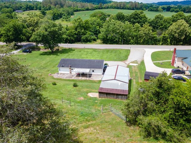 5492 Columbia Hwy, Pulaski, TN 38478