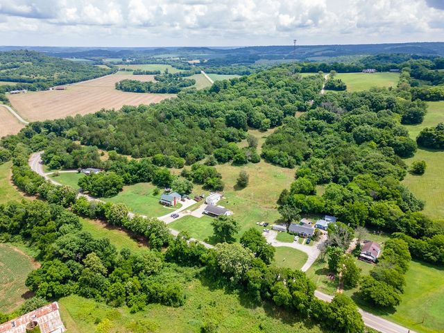 5492 Columbia Hwy, Pulaski, TN 38478