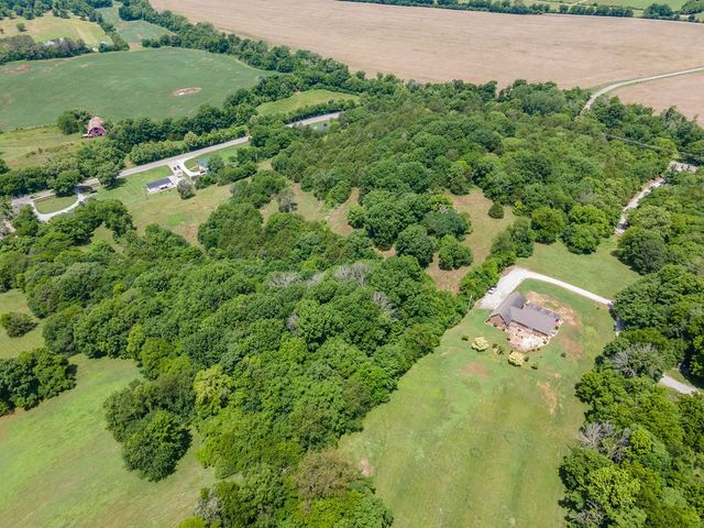 5492 Columbia Hwy, Pulaski, TN 38478