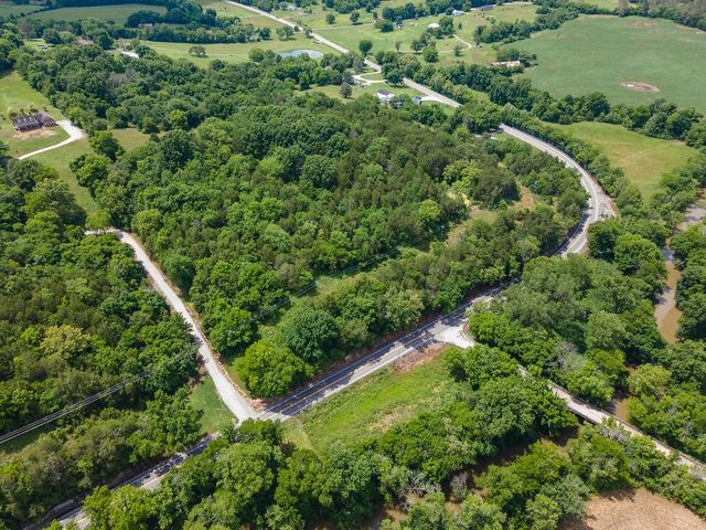 5492 Columbia Hwy, Pulaski, TN 38478