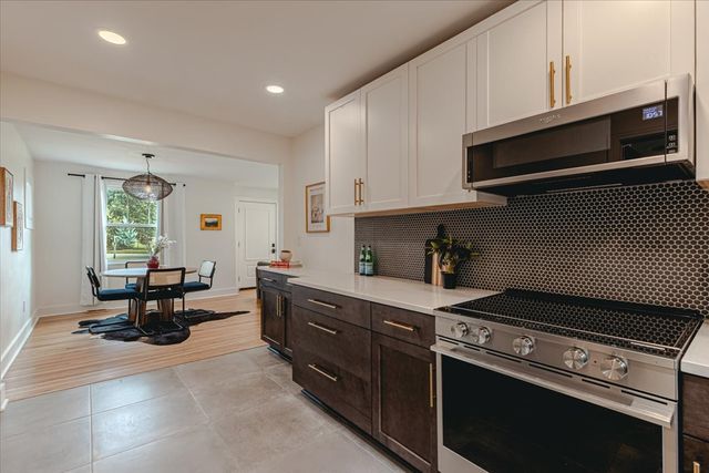 930 Crescent Hill Rd, Nashville, TN 37206