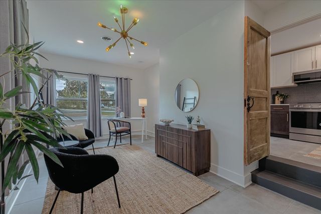 930 Crescent Hill Rd, Nashville, TN 37206