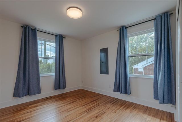 930 Crescent Hill Rd, Nashville, TN 37206
