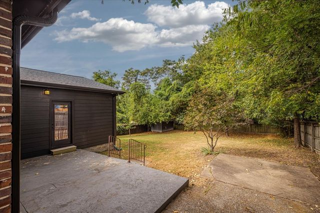 930 Crescent Hill Rd, Nashville, TN 37206