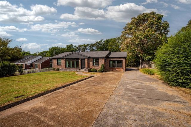 930 Crescent Hill Rd, Nashville, TN 37206