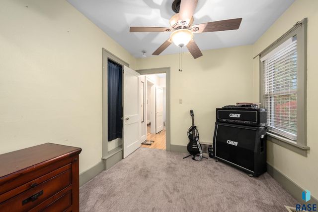 405 N Van Eps Ave Avenue, Sioux Falls, SD 57103