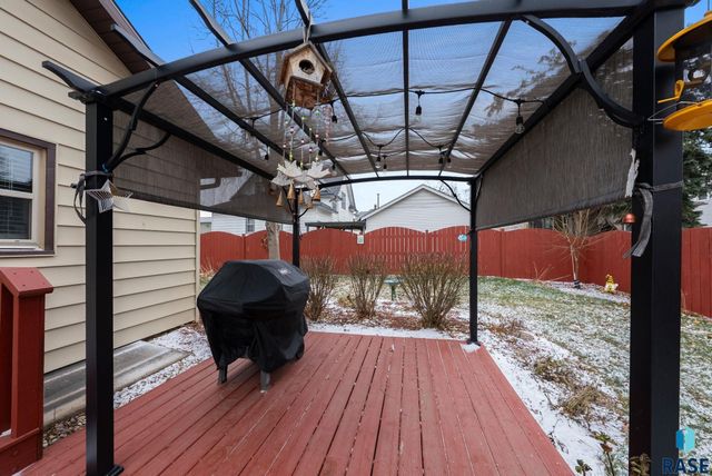 405 N Van Eps Ave Avenue, Sioux Falls, SD 57103