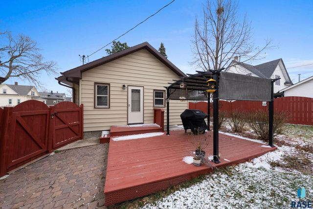 405 N Van Eps Ave Avenue, Sioux Falls, SD 57103