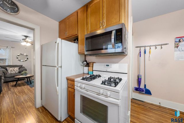 405 N Van Eps Ave Avenue, Sioux Falls, SD 57103