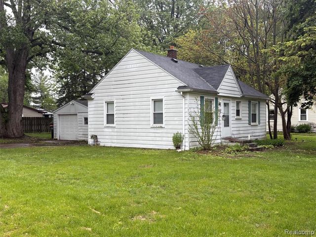 22517 Berg Road, Southfield, MI 48033