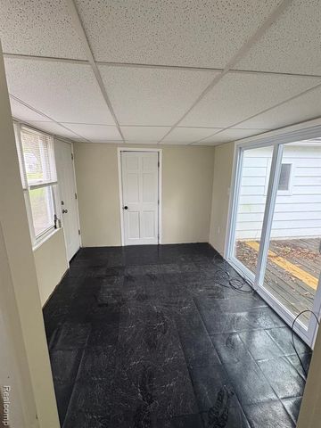 22517 Berg Road, Southfield, MI 48033