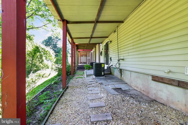 1150 OXFORD CIR, Lansdale, PA 19446