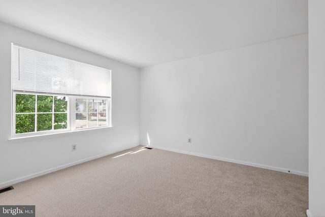 1150 OXFORD CIR, Lansdale, PA 19446