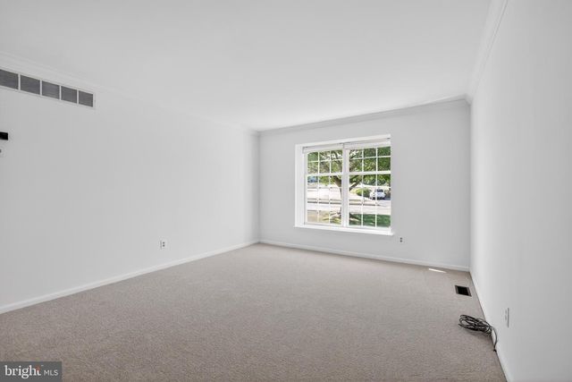 1150 OXFORD CIR, Lansdale, PA 19446