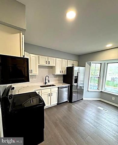 3332 PRINCESS STEPHANIE CT, District Heights, MD 20747