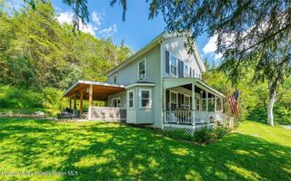 418 W Ghent Road, Hudson, NY 12534