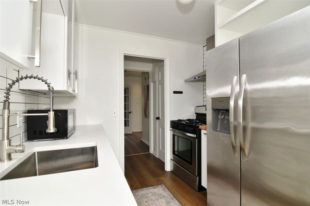 3677 Stoer Road, Shaker Heights, OH 44122