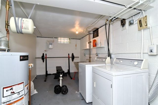 3677 Stoer Road, Shaker Heights, OH 44122