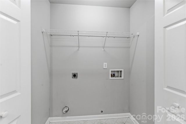 7723 Abigail Glen Drive, Charlotte, NC 28212