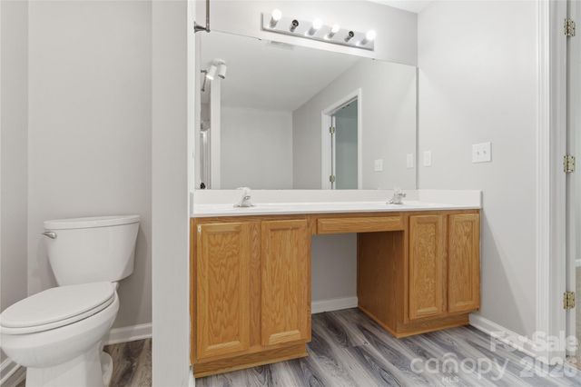 7723 Abigail Glen Drive, Charlotte, NC 28212