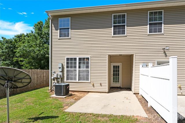 7723 Abigail Glen Drive, Charlotte, NC 28212