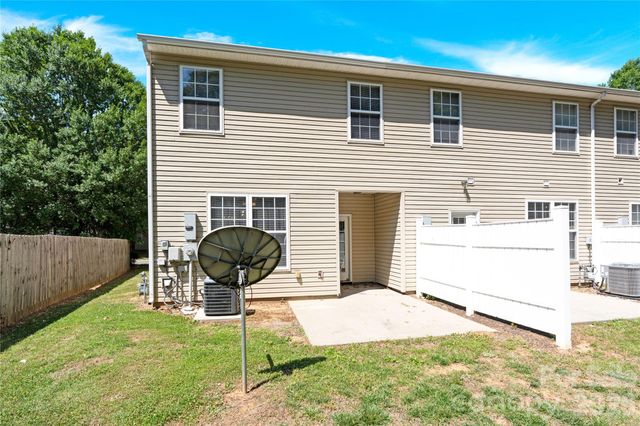 7723 Abigail Glen Drive, Charlotte, NC 28212